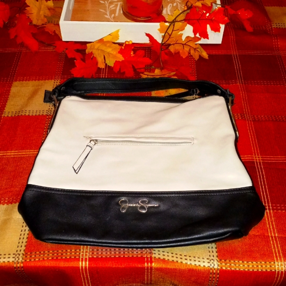 Authentic  Jessica Simpson Purse 👛😍